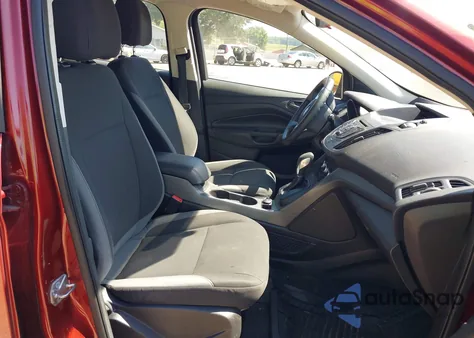 2015 Ford Escape S z USA, uszkodzony, nr VIN 1FMCU0F79FUA24199